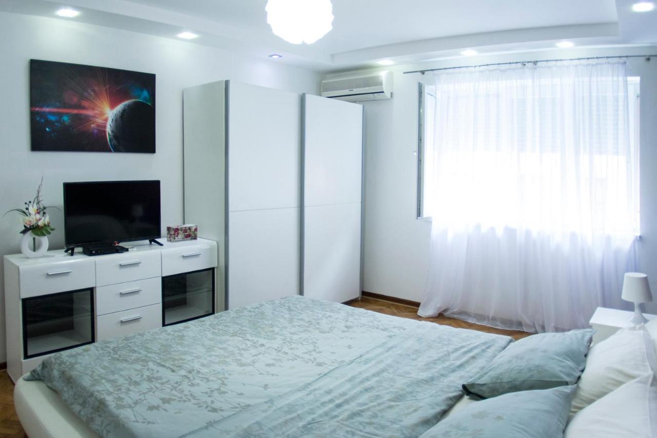 White Night City Center Apartman Beograd Eksteriør bilde
