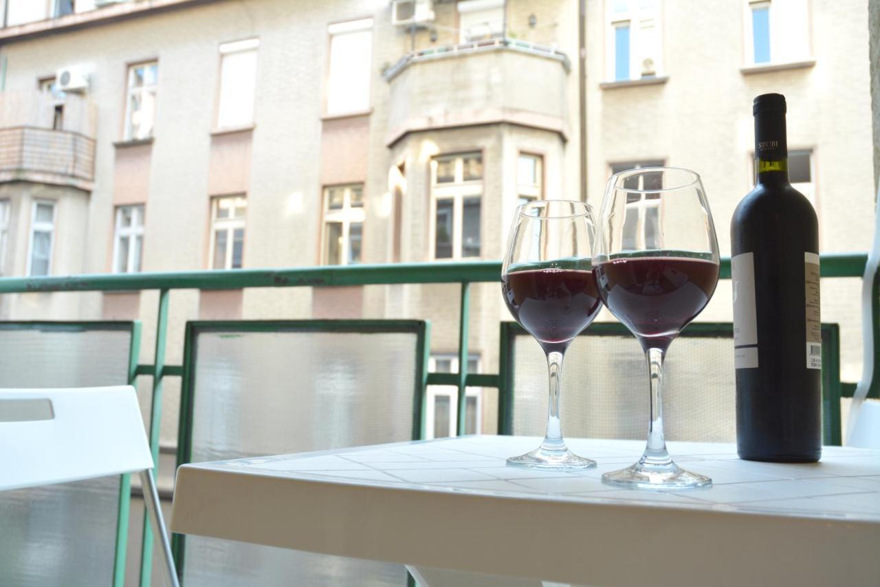 White Night City Center Apartman Beograd Eksteriør bilde